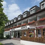 Feldmochinger Hof 3*