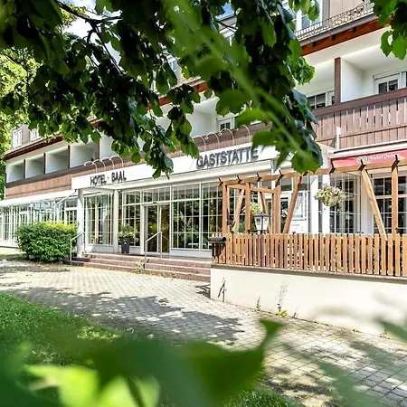 Feldmochinger Hof 4*