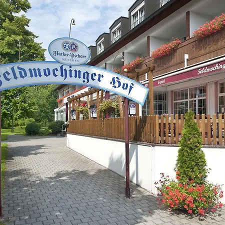 Feldmochinger Hof 4*