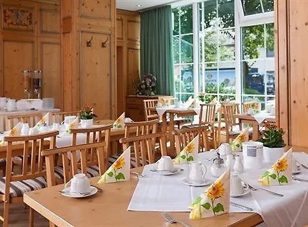 Hotel Feldmochinger Hof München