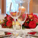 Hotel Feldmochinger Hof 3*