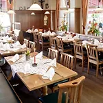 Hotel Feldmochinger Hof Monachium