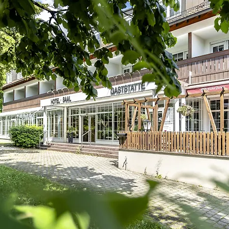 Hotel Feldmochinger Hof 3*