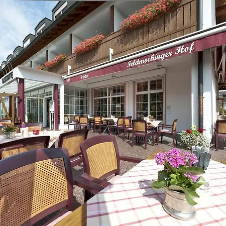 Ξενοδοχείο Feldmochinger Hof