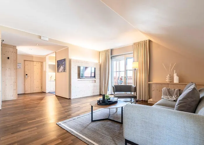 Hotel Feldmochinger Hof 3*