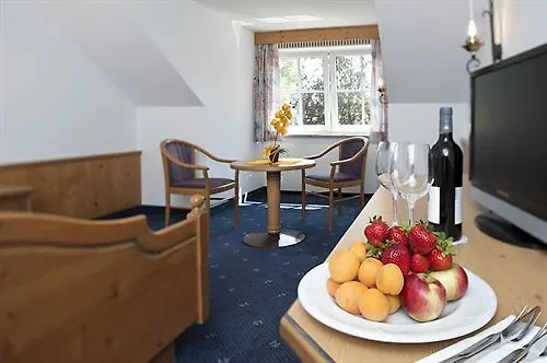 Feldmochinger Hof Hotel