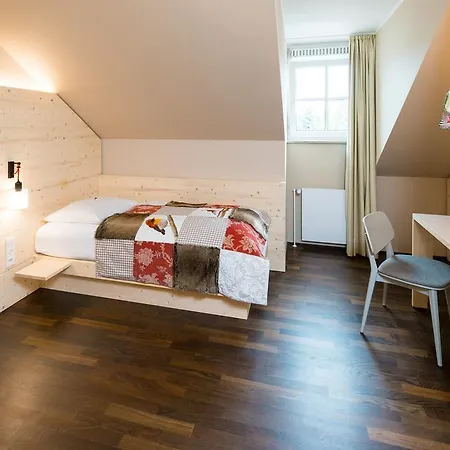 Hotel Feldmochinger Hof Munich